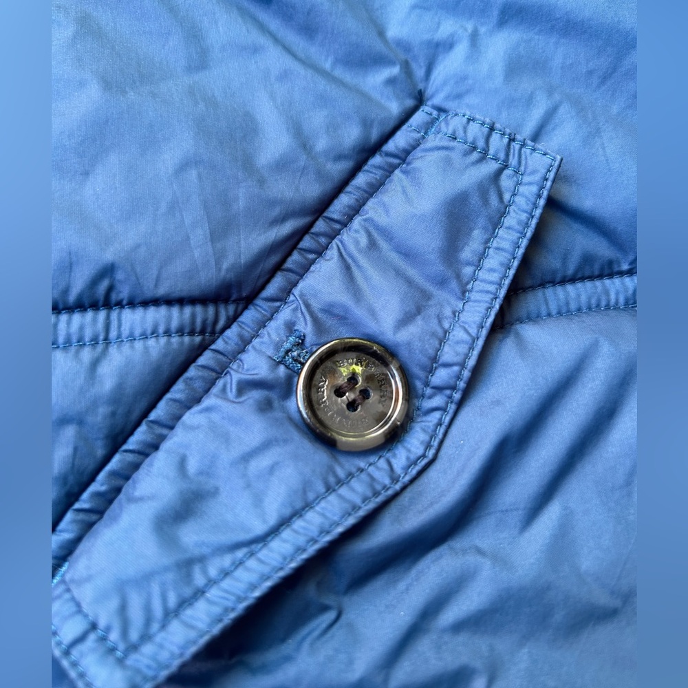 Burberry: Kids' Reversible Vest - 8Y - Picture 11 of 13